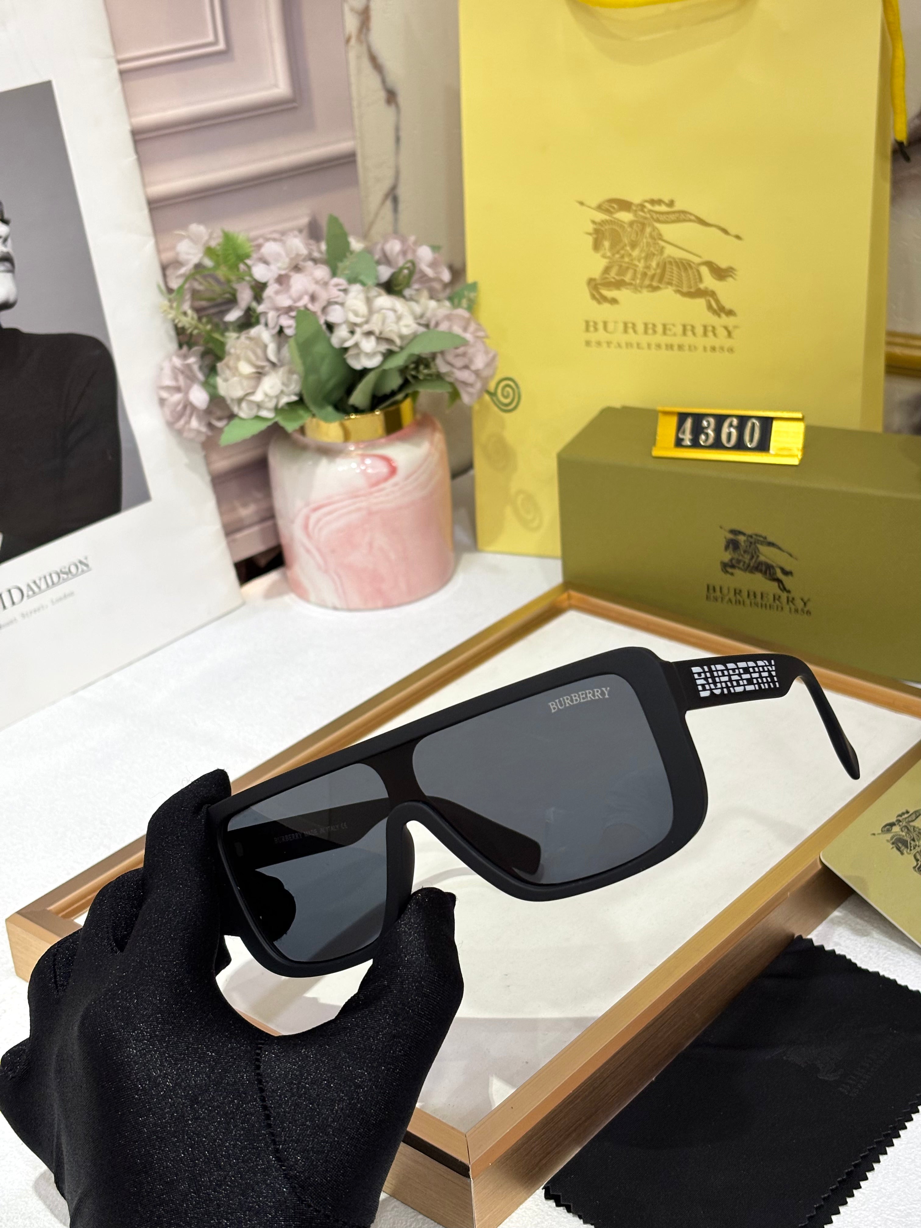 BURBERRY 4360 UNISEX GENERIC