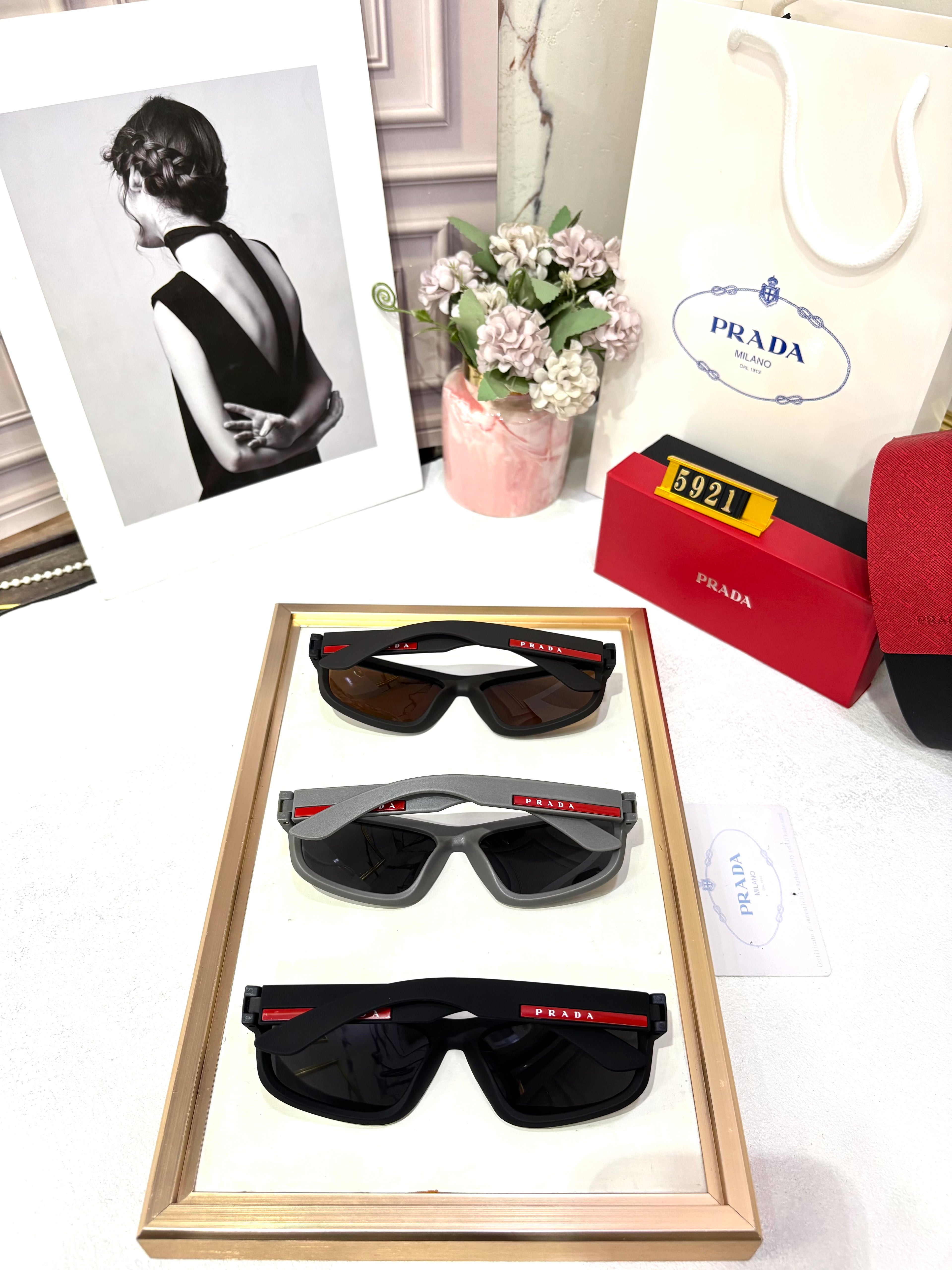 PRADA 5921 UNISEX GENERIC