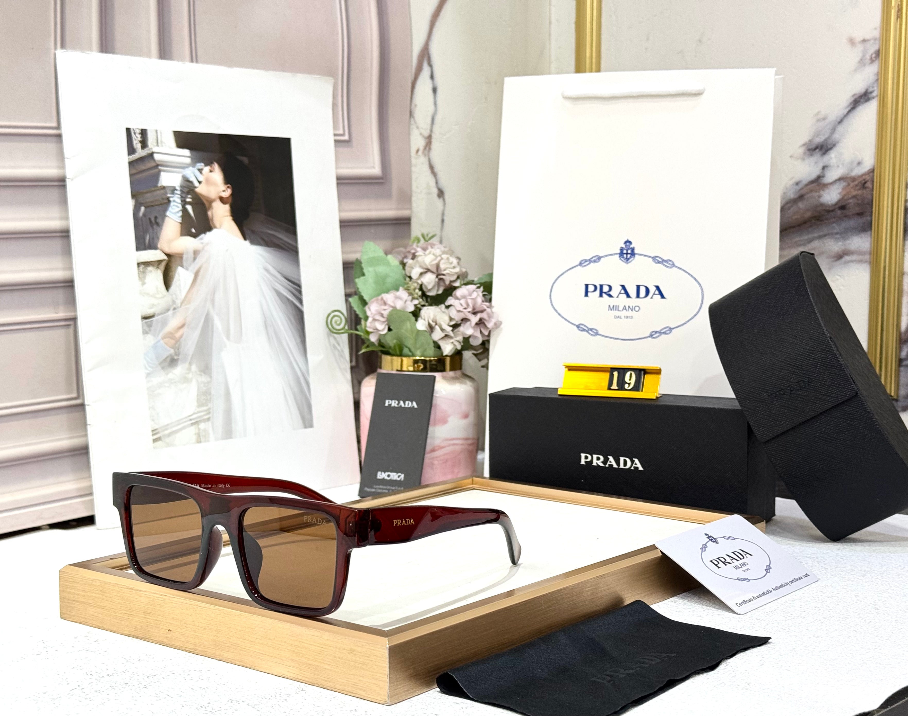 PRADA 19 UNISEX GENERIC