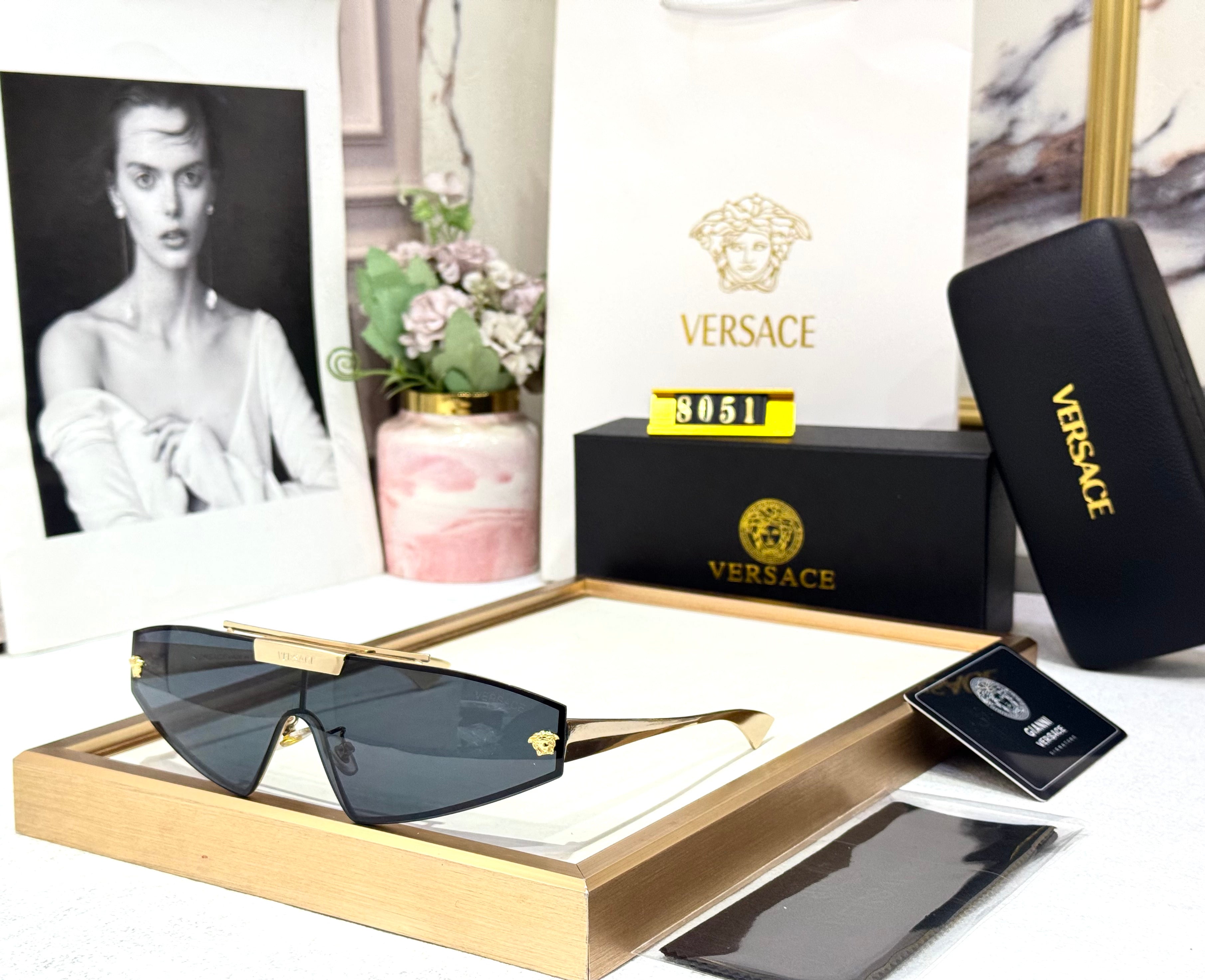 VERSACE 8051 UNISEX GENERIC