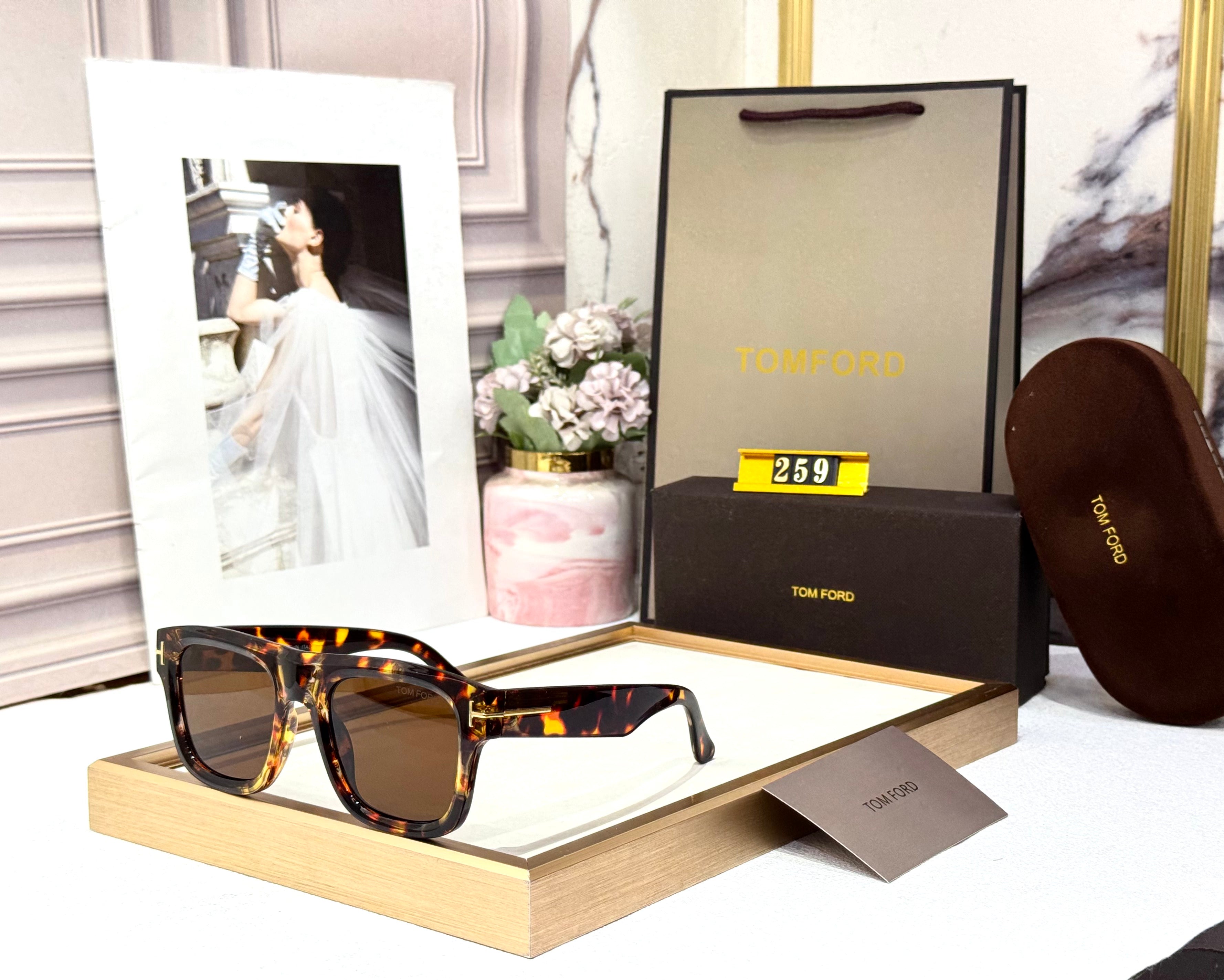 TOMFORD 259 UNISEX GENERIC
