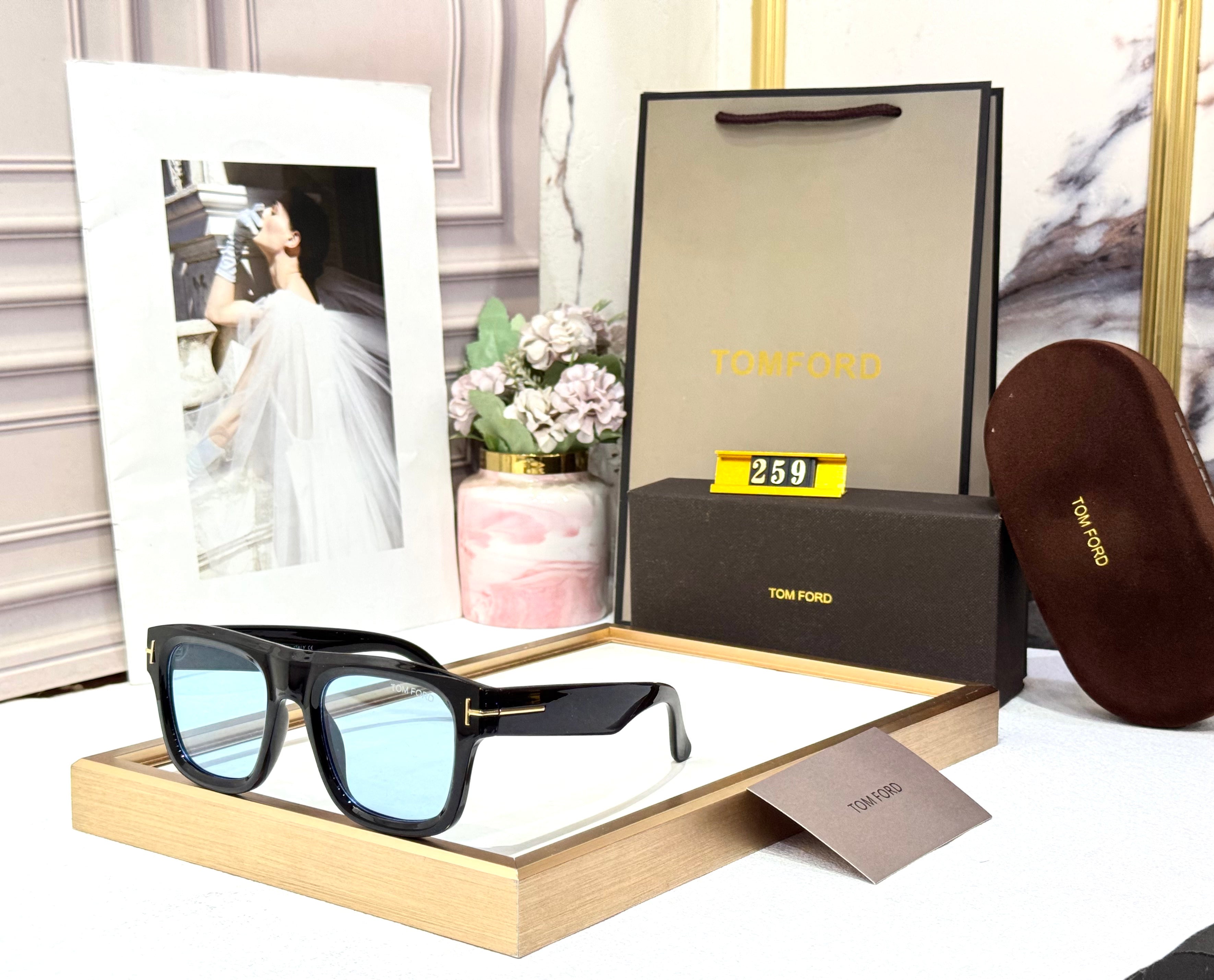 TOMFORD 259 UNISEX GENERIC