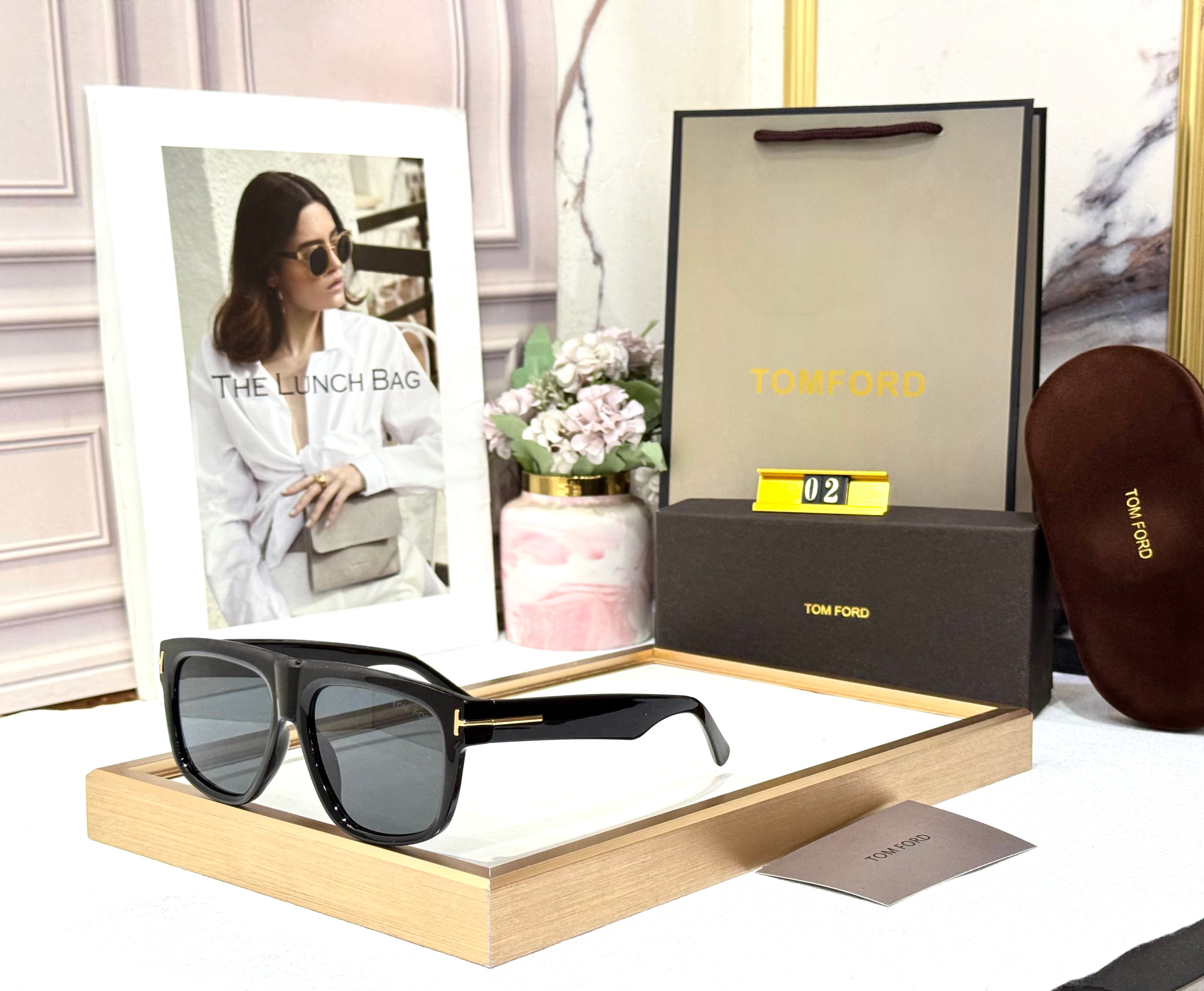 TOMFORD 02 UNISEX GENERIC