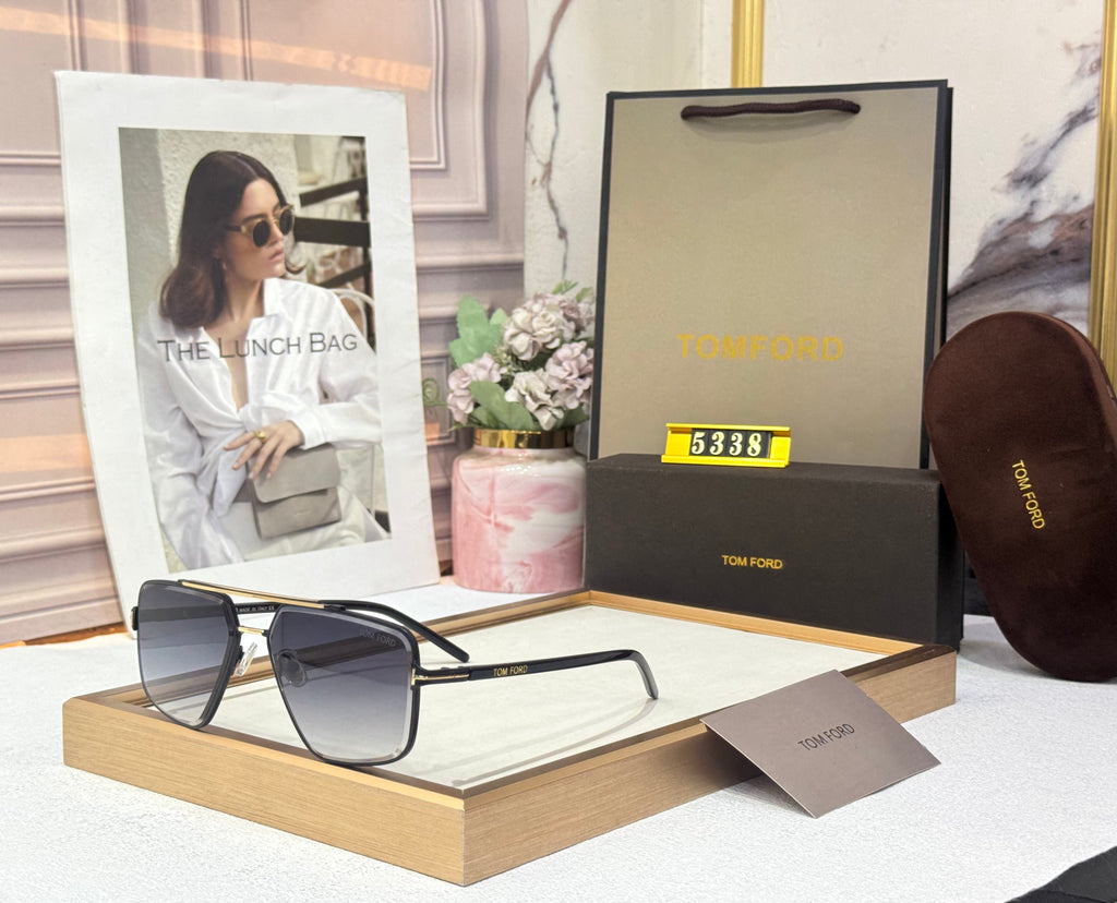 TOMFORD 5338 UNISEX GENERIC