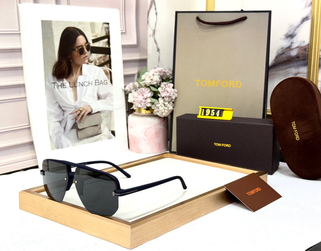 TOMFORD 1954 UNISEX GENERIC