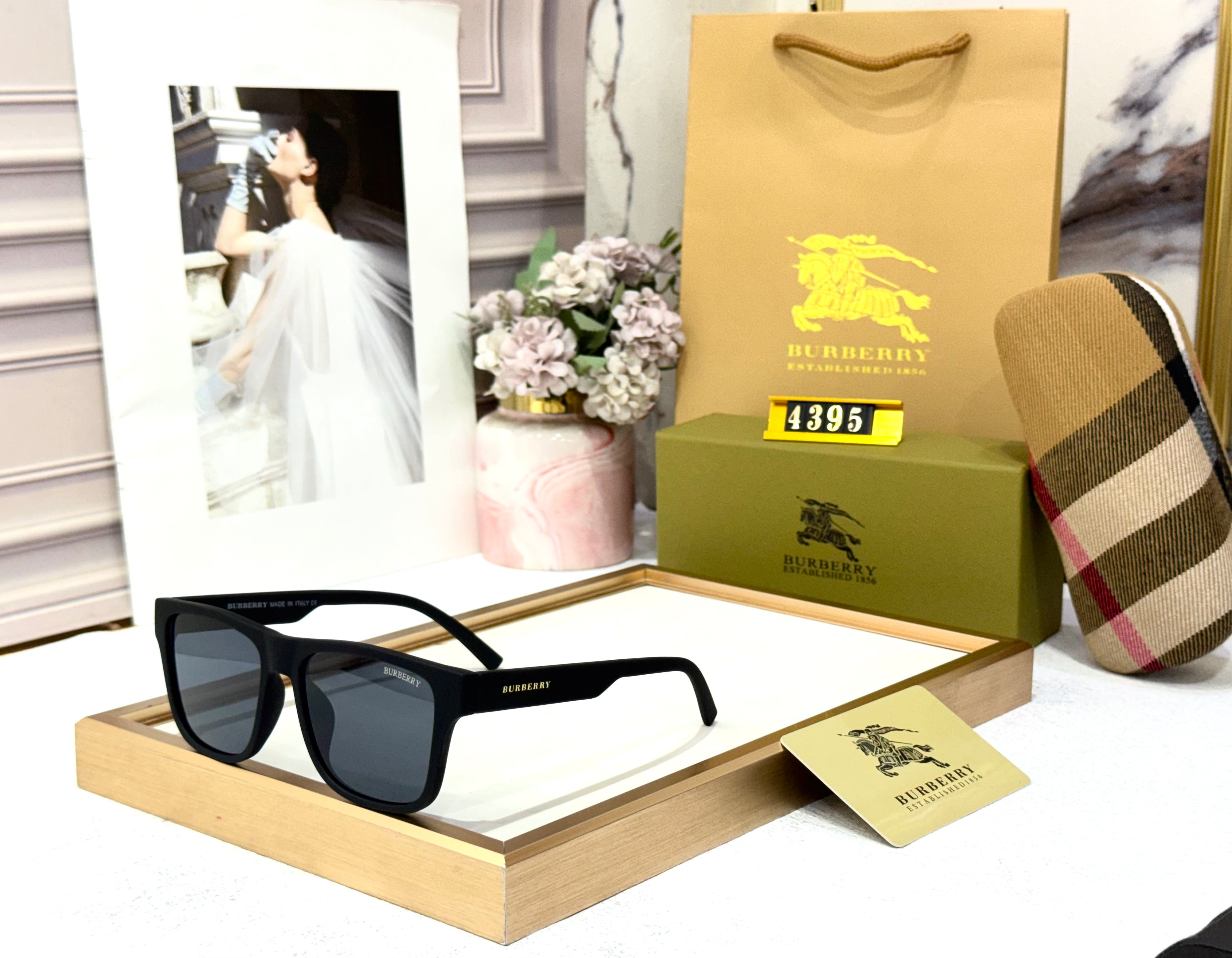 BURBERRY 4395 UNISEX GENERIC