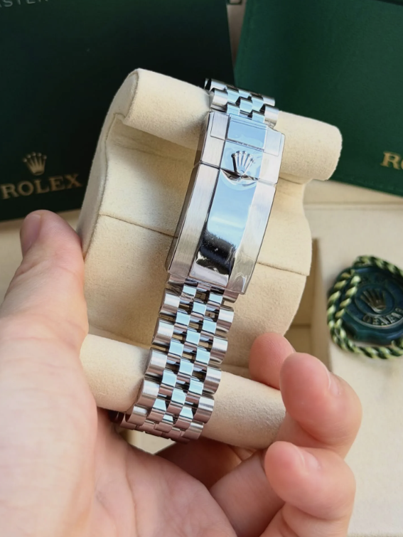 Rolex GMT- Master 40mm generic
