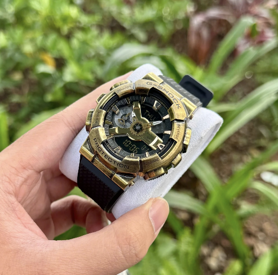 G-Shock 110G-1A9-Generic Gold