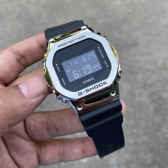 G-Shock Casio GM 5600 Generic Silver Black